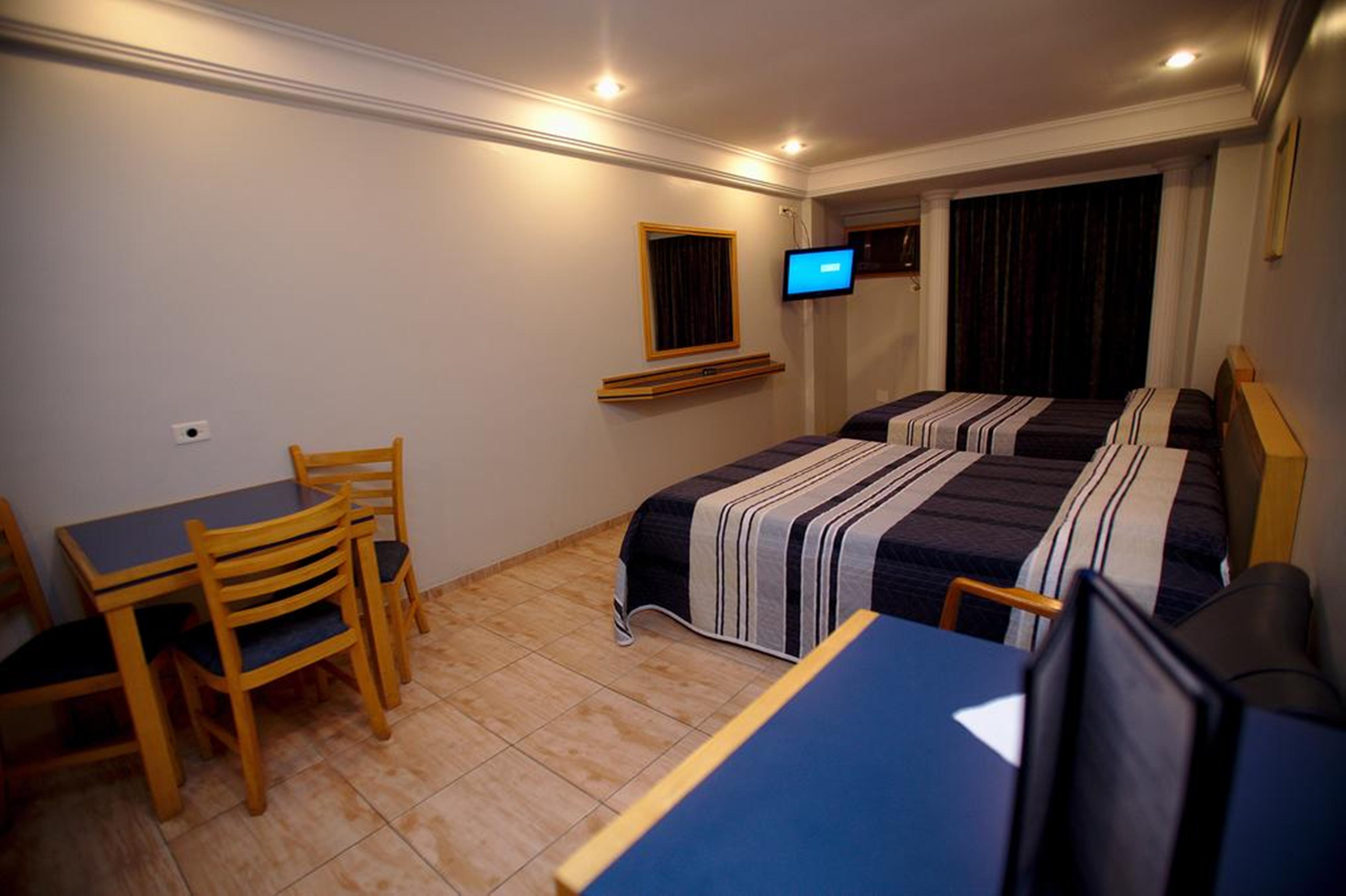 Columbia Hotel