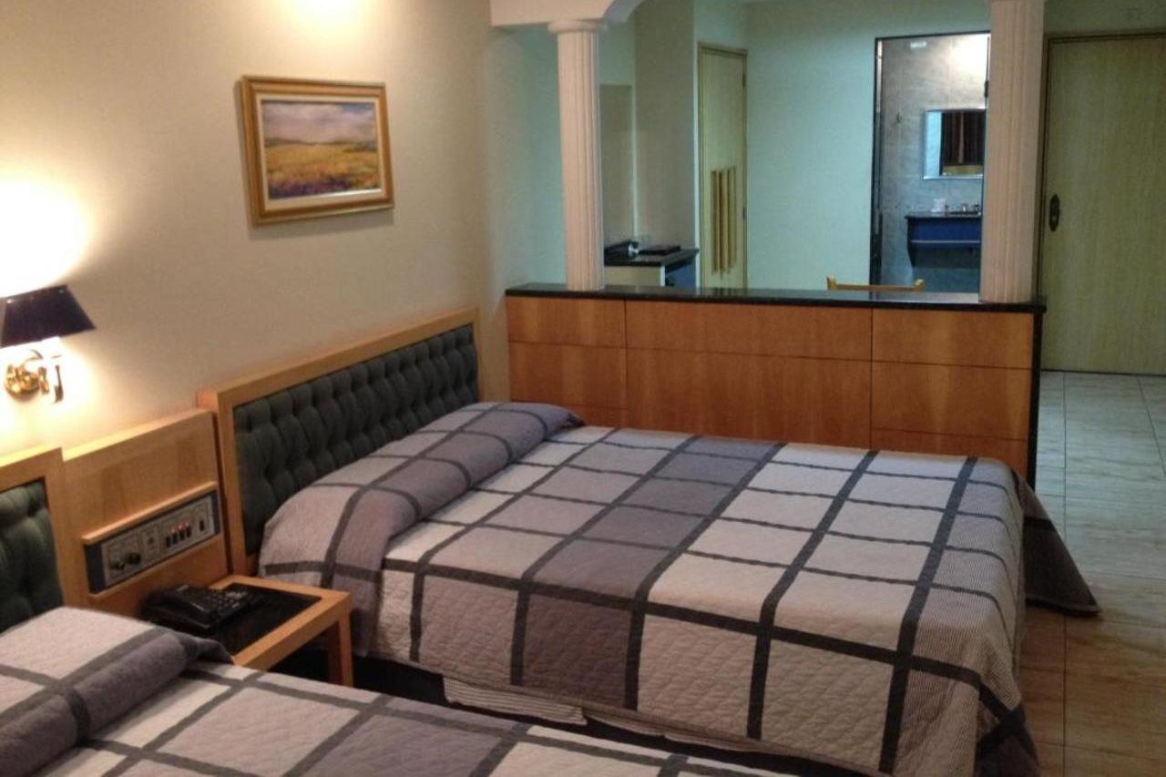 Columbia Hotel
